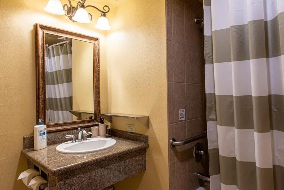 1Bd Suite 504 Perfect Location With Pool And Hot Tub Crested Butte Exterior photo